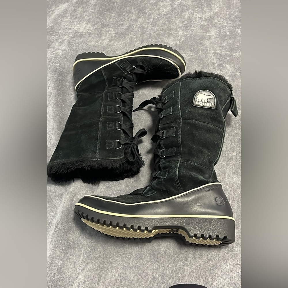 Sorel Women's Tivoli High II Waterproof Winter Boots​